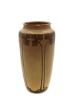 C CBL 086-0256 Brown art deco vase by Margaret Kelly Cable